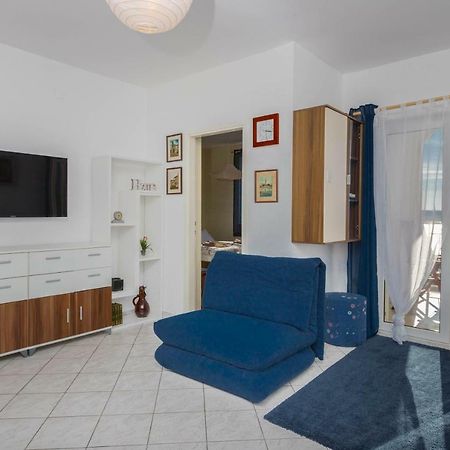 Apartmani Adria Lila Crikvenica Dramalj Exteriör bild