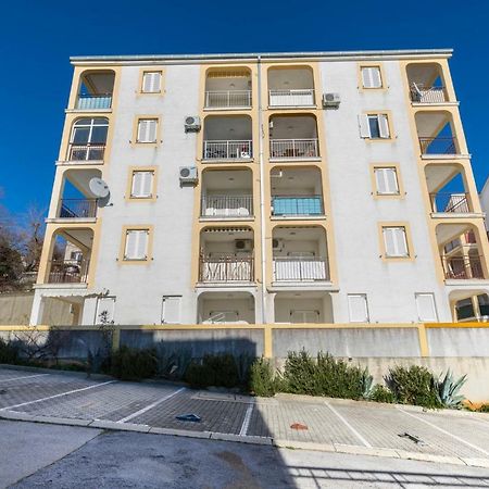 Apartmani Adria Lila Crikvenica Dramalj Exteriör bild